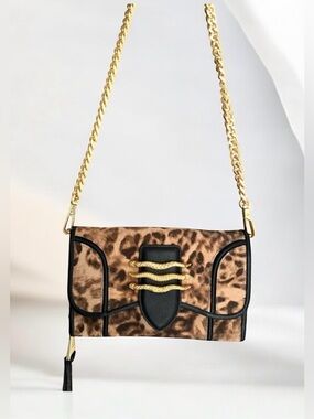 🆕 Aimee Kestenberg Fierce & Fab Crossbody Wallet on a Chain